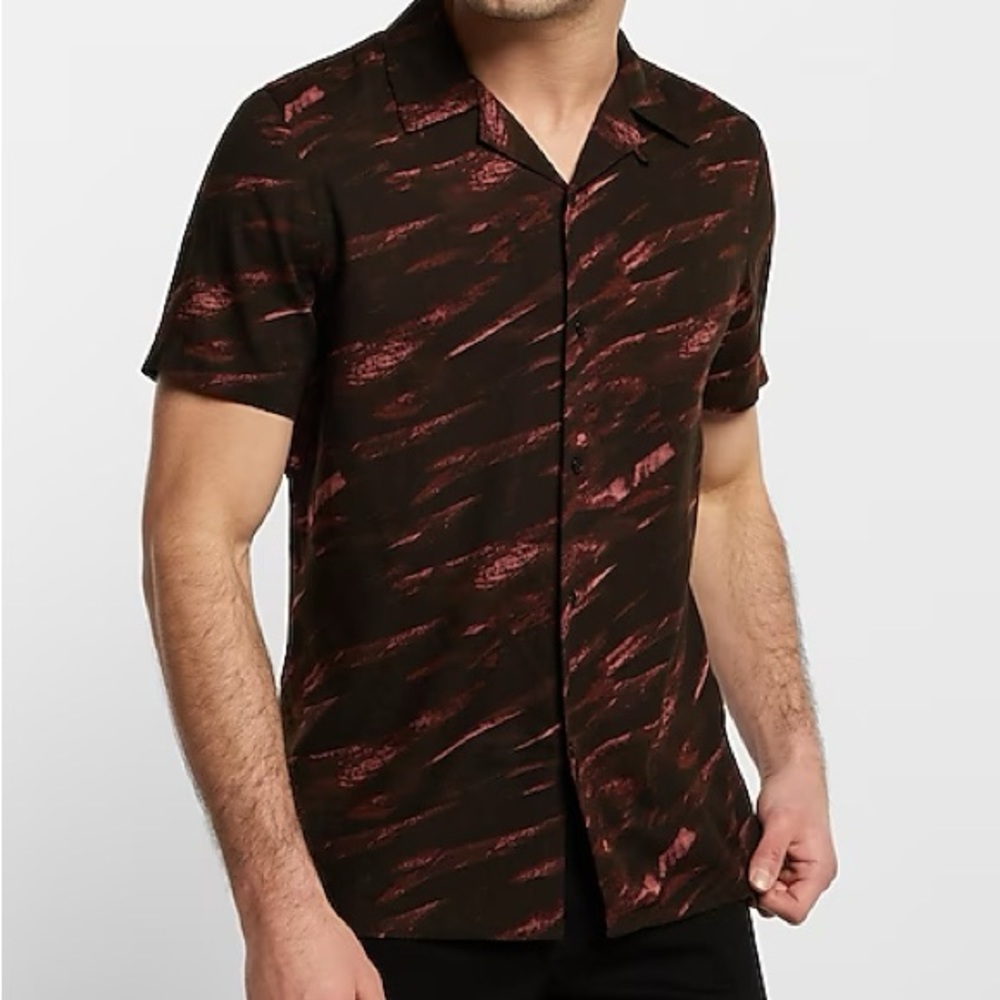 Express Abstract Print Short Sleeve Button Down